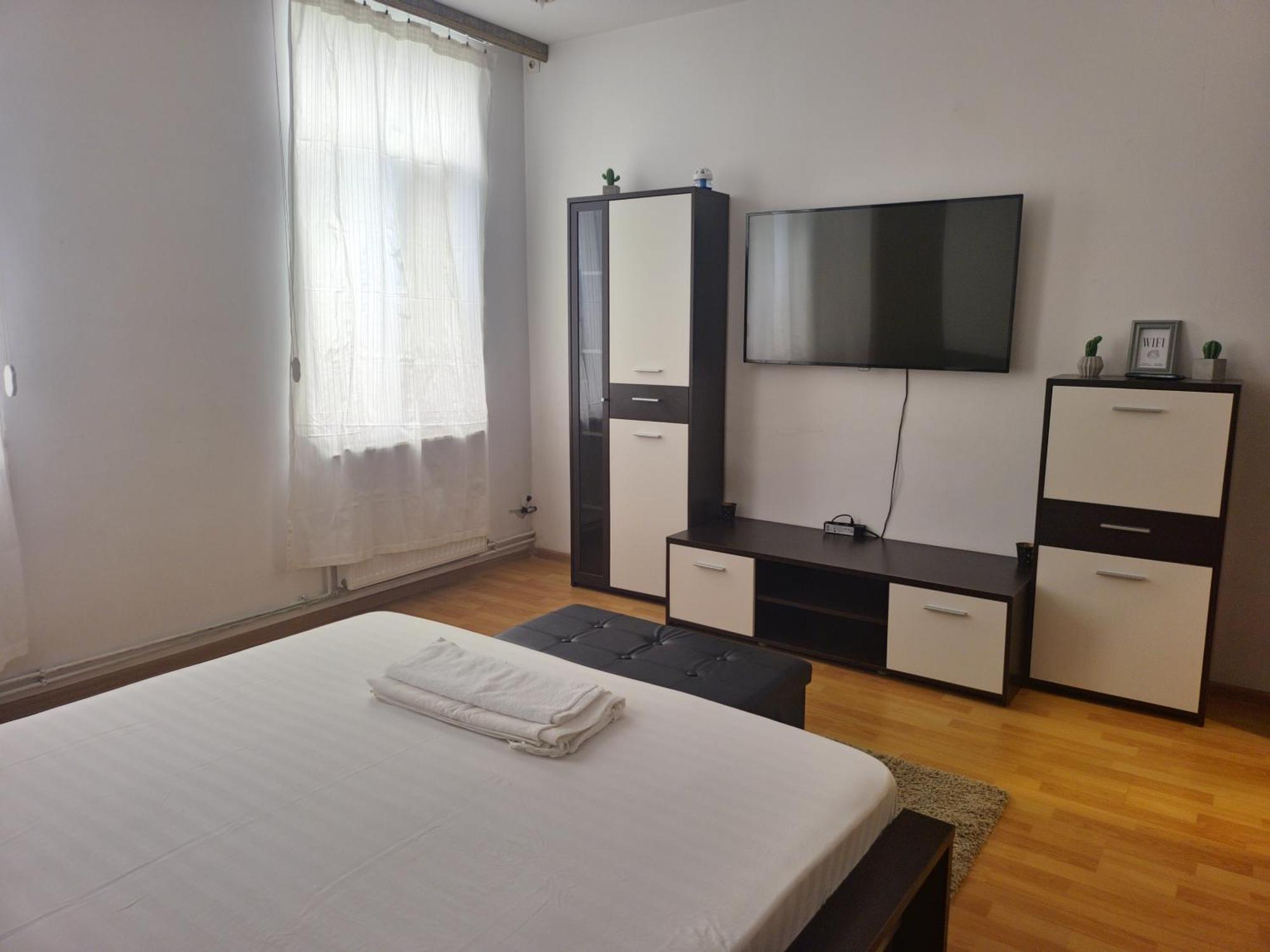 Aparthotel Yanis Bucharest Exterior photo
