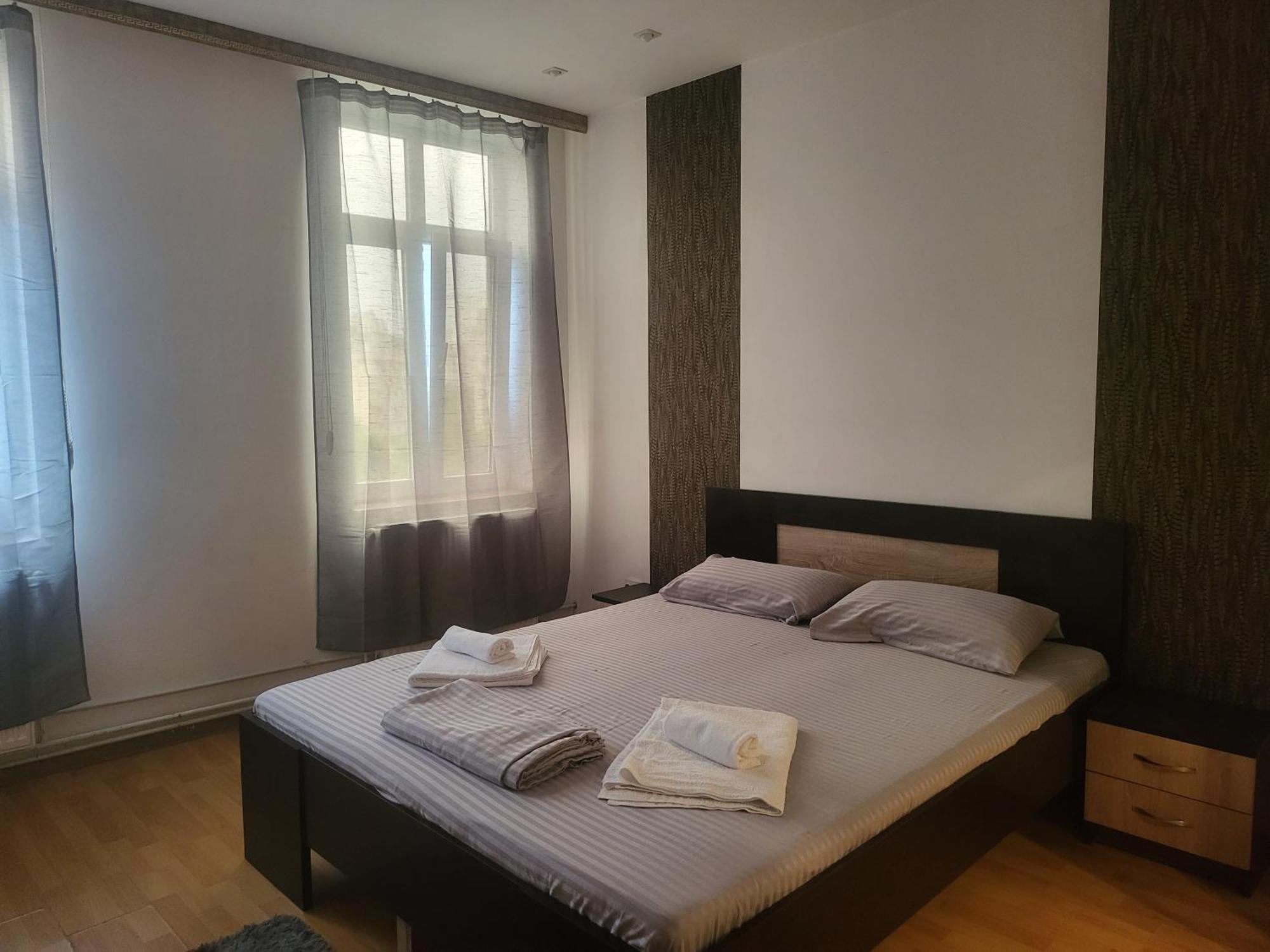 Aparthotel Yanis Bucharest Exterior photo